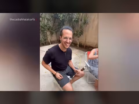 وجبة شاورما في نيويورك تجمع شابا بوالده المغربي بعد 29 عاما