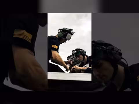 القيادة المركزية الأميركية تغير مسار 53 سفينة بعد إعادة فرض الحصار على إيران