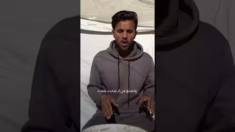 شاب غزي يُسعد أطفال القطاع بستيج موسيقي مبتكر