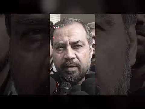 خامنئي يعين محسن رضائي ومحمد باقر ذو القدر في مناصب عليا