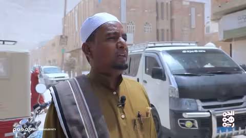 قصصهم: سعيد بامصري.. 50 عاماً في الحفاظ على التراث النجار