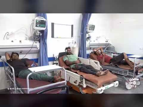 مدير ميناء المخا: إغراق السفينة التجارية استهداف لقوت اليمنيين