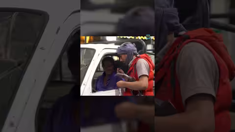 أول باص يمشي بديزل وبترول ولبن وأي شيء ه
