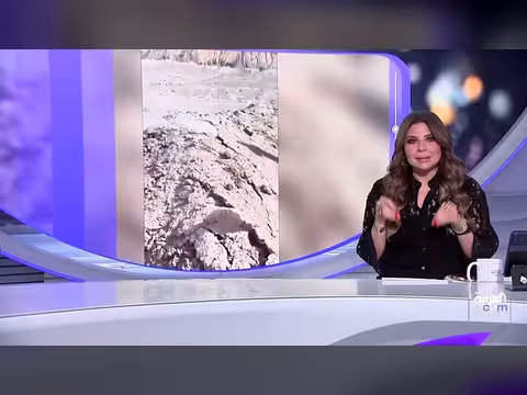سر بخار غامض يتسرب من تحت جبل في سوريا