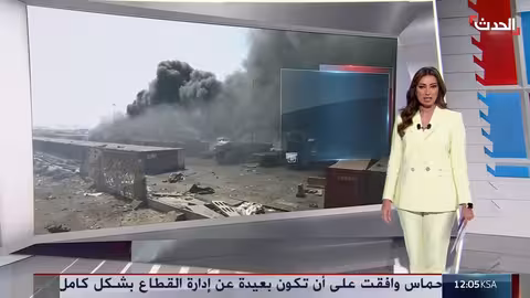 نيرانه لم تخمد بعد.. تكهنات حول انفجار بندر عباس جنوبي إيران