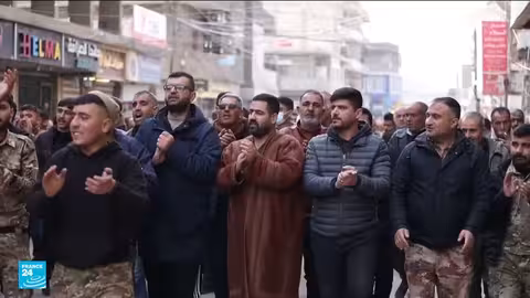 مرسوم رئاسي يعيد الجنسية لأكراد سوريا