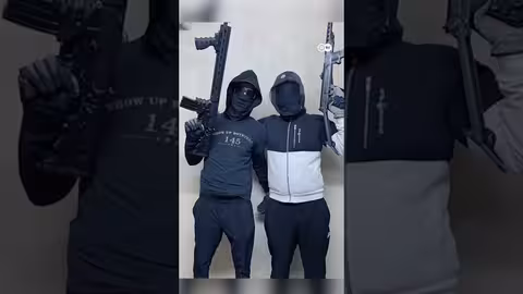 تجنيد المراهقين من قبل العصابات الإجرامية عبر الإنترنت: وثائقي