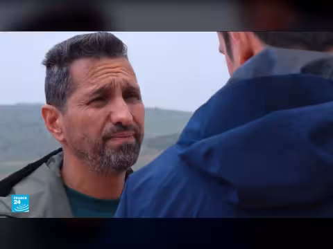 نقل المساعدات الغذائية إلى جنوب لبنان