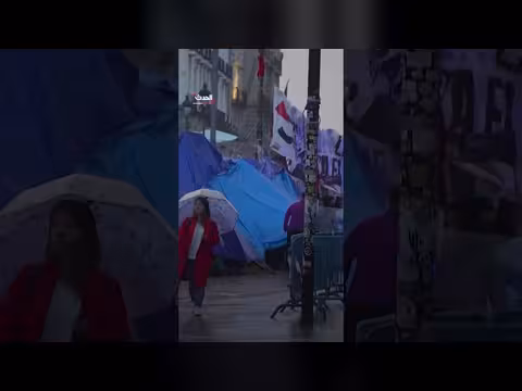 محتجون في مدريد يواصلون اعتصامهم بعد رفض البرلمان قوانين الإسكان