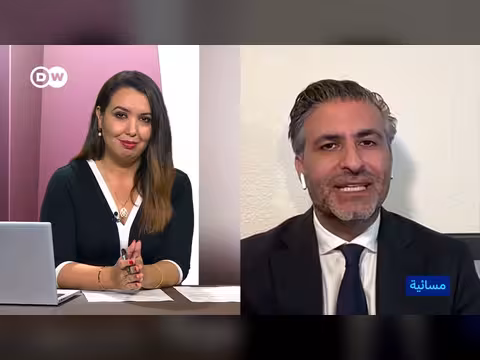 زيارة ماكرون للخليج: شراكة استراتيجية أم صفقة إنقاذ متبادل
