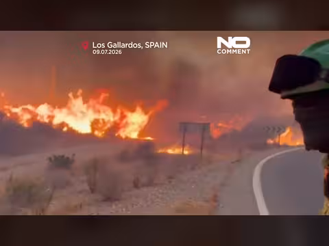 حريق غابات في إسبانيا يقتل 11 شخصا ويؤدي إلى إجلاء واسع