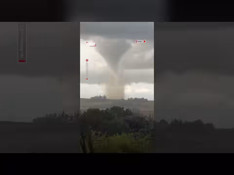 إعصار قمعي يضرب جنوب فرنسا ويصيب 39 شخصا وتضرر 300 منزل