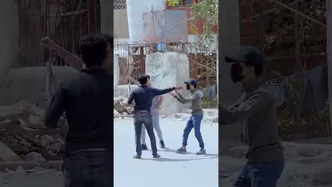 عمل مقلب طلعوا أصحاب الحارة كلهم يضاربوه ه اكسبلور، كوميديات، ضحك، funny