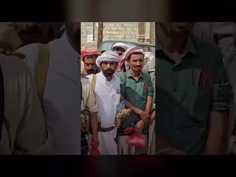 وصول وفود قبلية إلى خبر لقموش