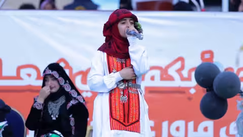 ملاك فتحي ملاله تعز والقلب فيكِ مغرم من مهرجان هاي لاند الترفيهية - تعز