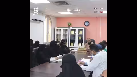 اشتعال محرك يجبر طائرة على الهبوط الاضطراري