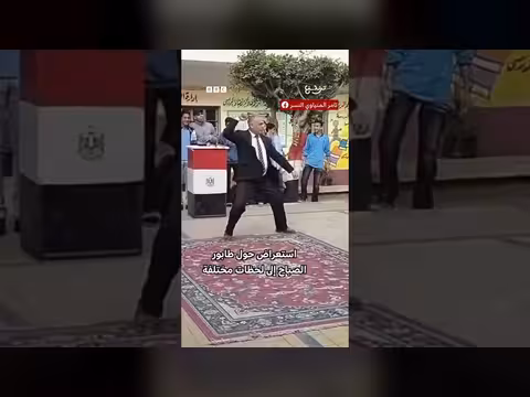 مدير مدرسة بالدقهلية يبهر طلابه باستعراض كاراتيه في طابور الصباح