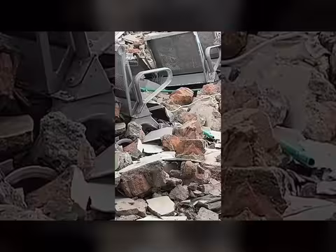 زلزال بقوة 6 درجات يضرب شبه جزيرة مينهاسا في إندونيسيا