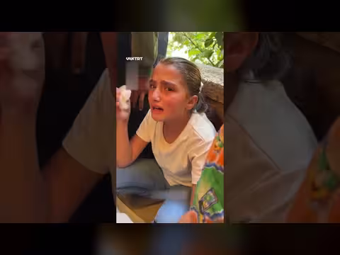 مشاهد مؤلمة من وداع الصحفي الفلسطيني الشهيد محمد النجار