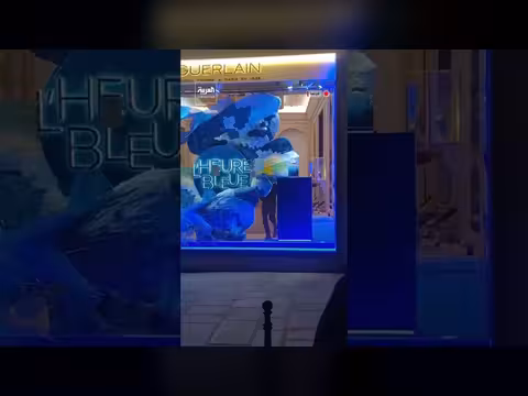 نهب متجر جيرلان الشهير في شارع الشانزليزيه بباريس