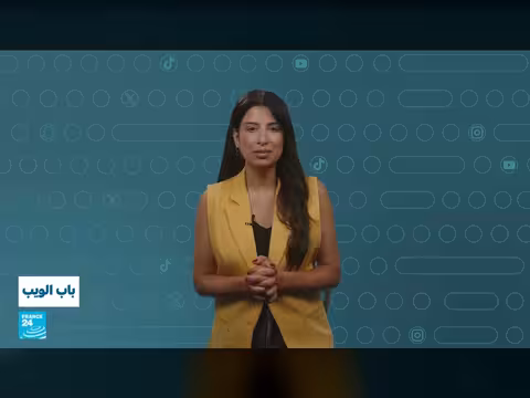 حركة تجديف الفايكينغ النرويجية ترافق المشجعين