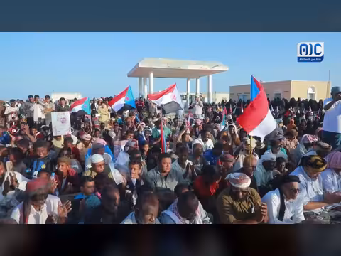 قصيدة حماسية للمقدم في وقفة المسيلة