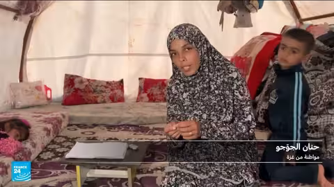 غزة: معاناة مستمرة في مخيمات النازحين مع انقطاع الكهرباء