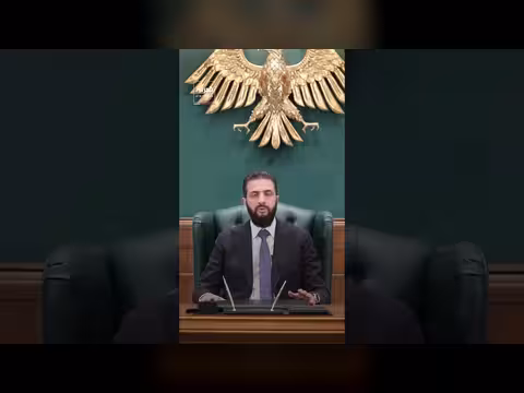 الرئيس السوري أحمد الشرع يرحب بإزالة سوريا من قائمة الدول الراعية للإرهاب