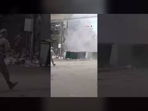 تفجير قنبلة عنقودية من مخلفات الحرب في حي السكري بحلب