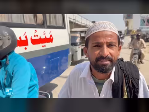 باكستان وطالبان في مواجهة عسكرية مفتوحة بعد تبادل الضربات الجوية