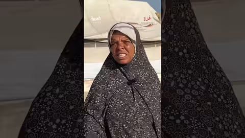نازحة من غزة تناشد وقف الحرب وتصف أوضاعها الصعبة