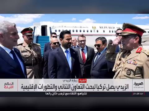 اعتراف إيراني بخسائر إنتاج الغاز وتعطل مطار بوشهر